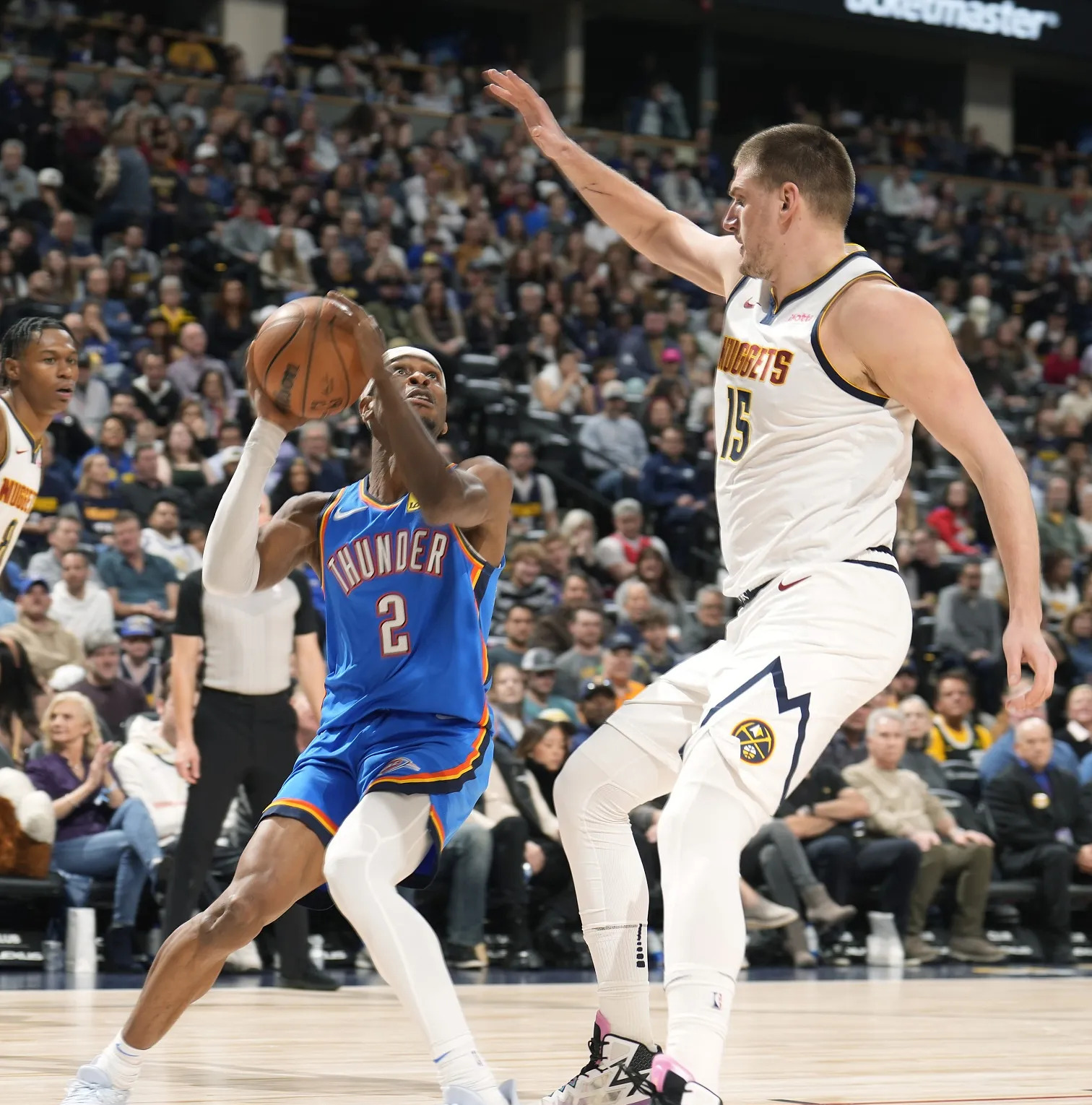  字母哥爆冷击败德国队，高光表现引爆全场！