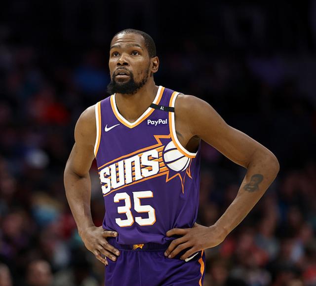  杜兰特在DWG比赛中惊险取胜，爆冷引发热议！