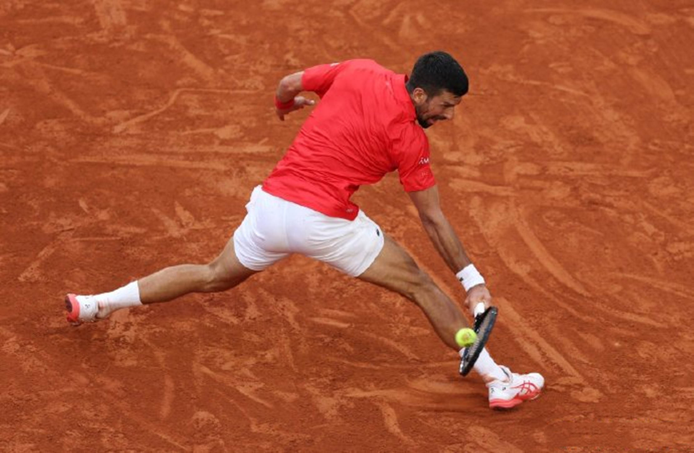  德约科维奇爆冷击败FPX，突破纪录引爆全场！